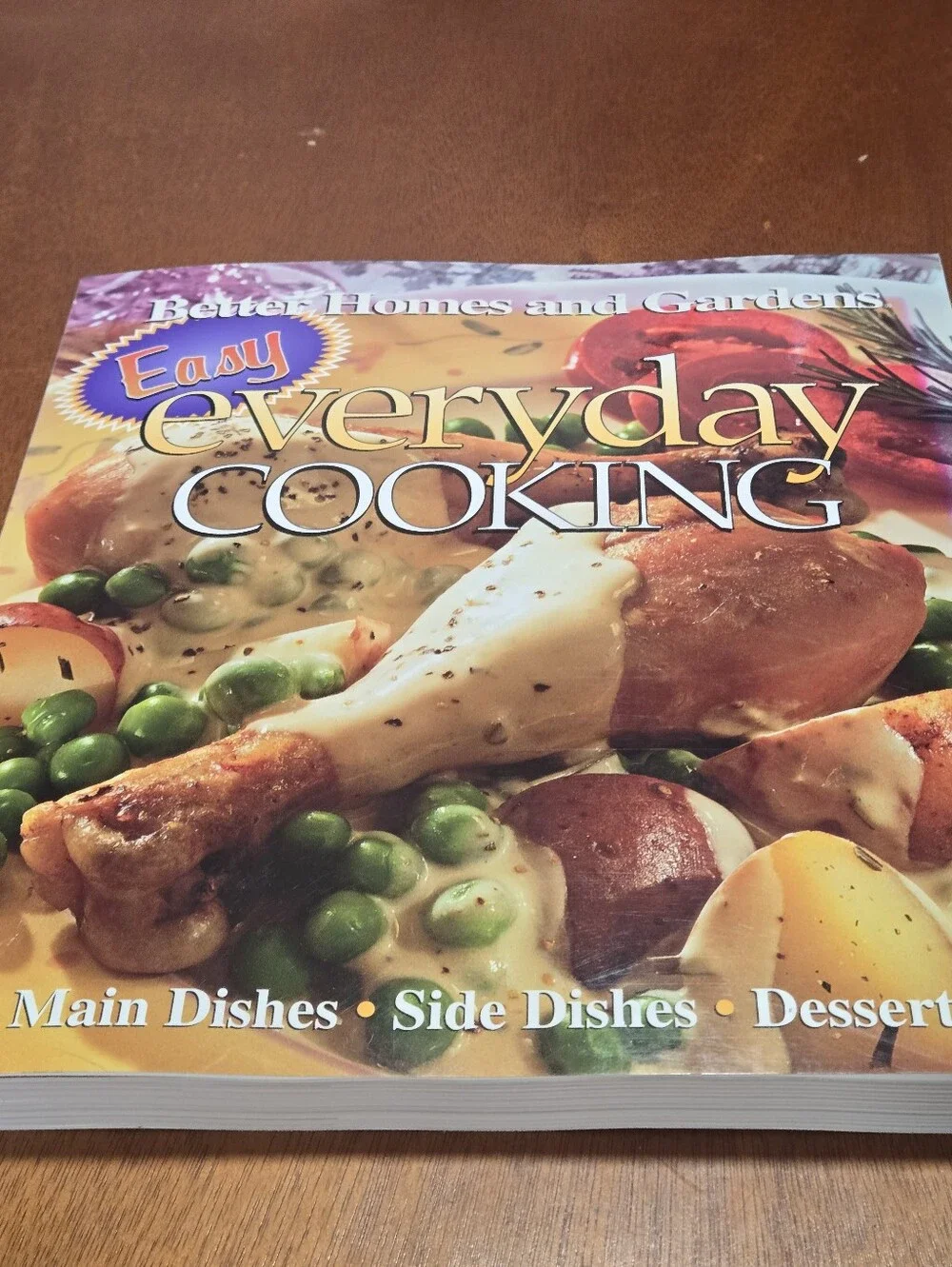 Better Homes And Gardens Everyday Cooking Cookbook - Green, Cream, Brown Cover.